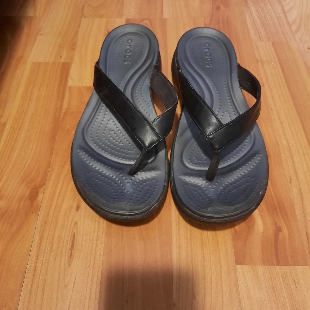 Croc sandals size 9